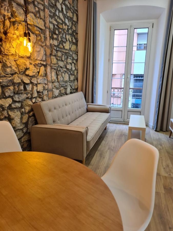 119A - Espectacular Apartamento En Pleno Centro 기욘 외부 사진